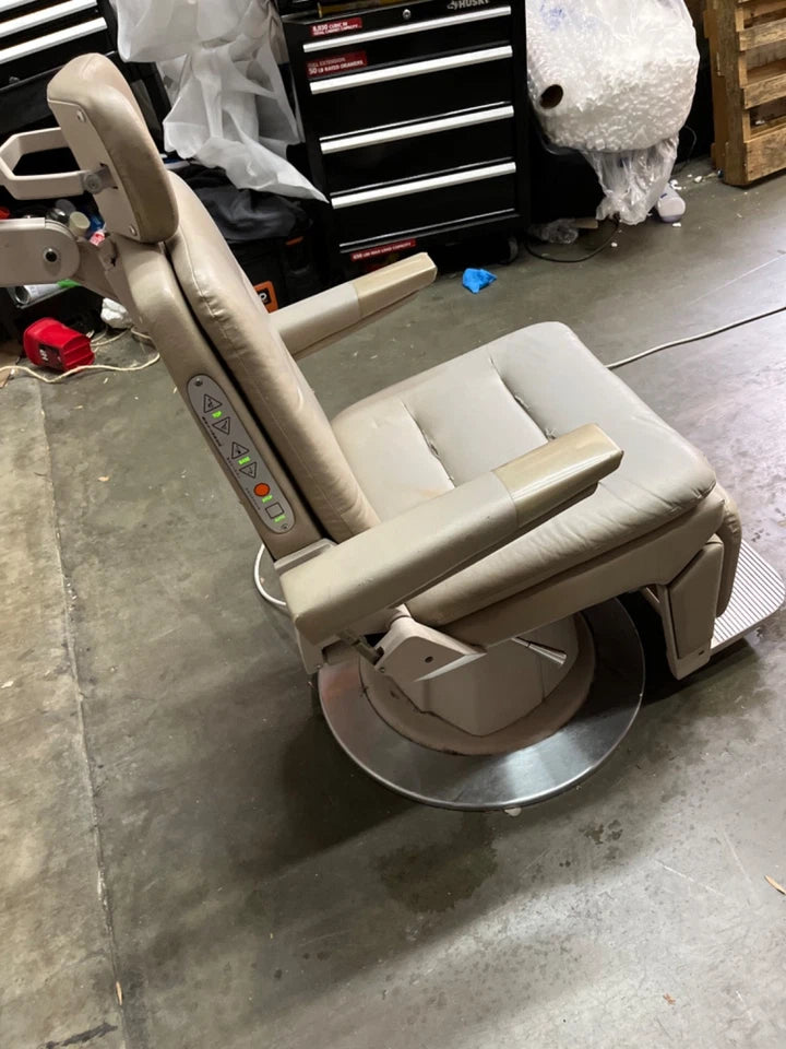 Reliance 980L Exam Chair
