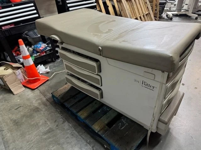 Ritter Midmark Model 204 Exam Table