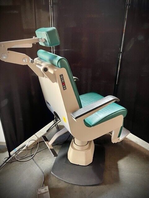 Marco 1262 Encore Exam Chair-Good Condition!