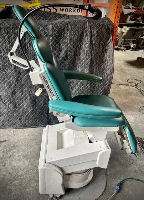 Maxi Select SMR 270000 Exam Chair-Good Condition!