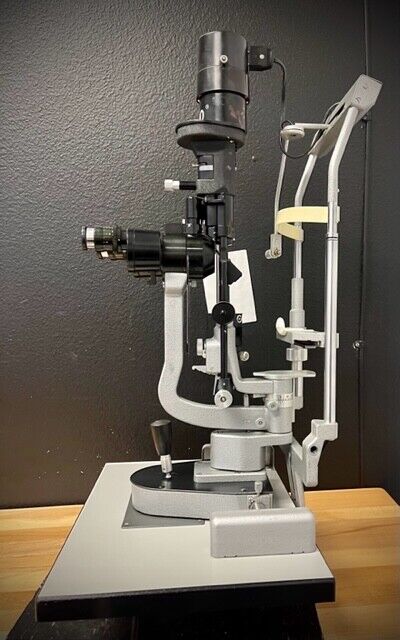 Haag Streit BM900 Slit Lamp with Haag Streit R900 Applination Tonometer