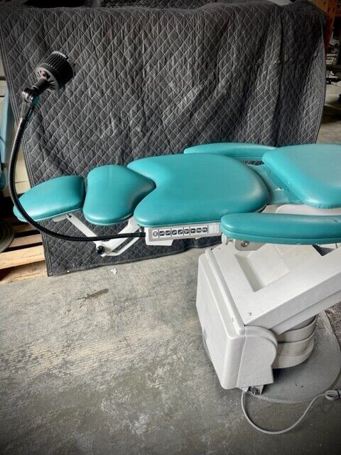 Maxi Select SMR 270000 Exam Chair-Good Condition!