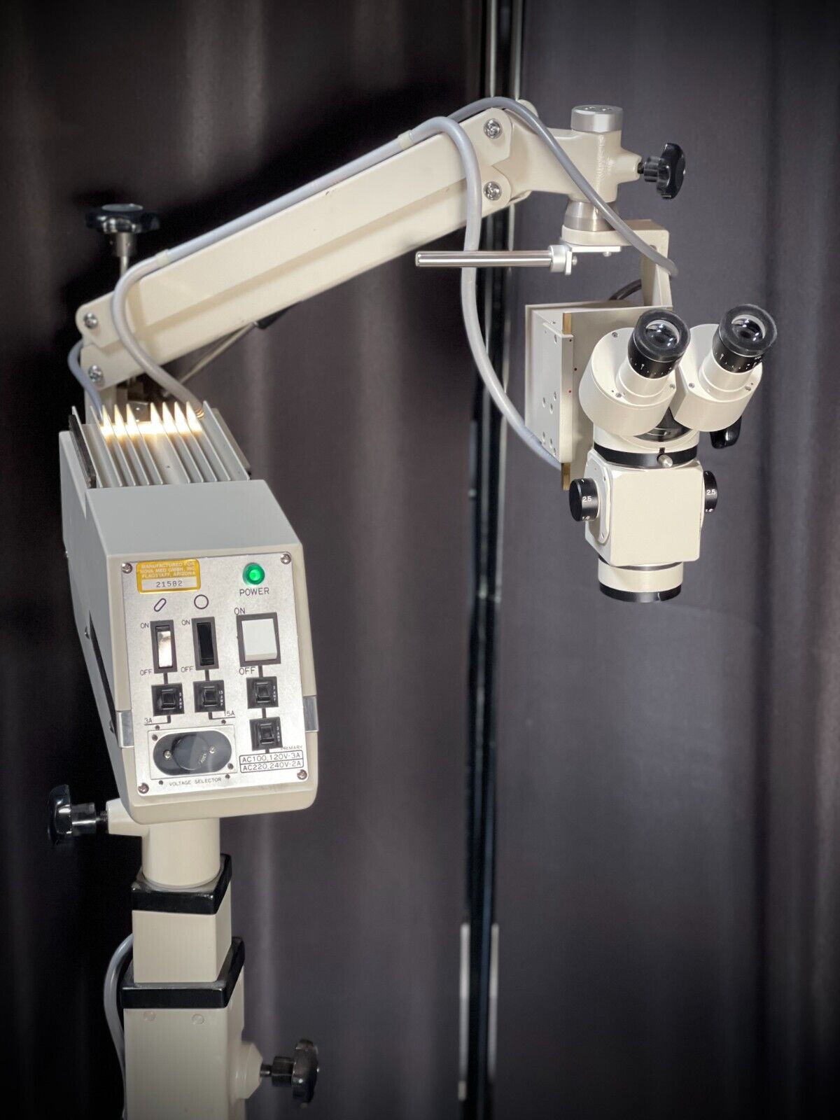 NovaMed System 2 Minor Surgery Microscope