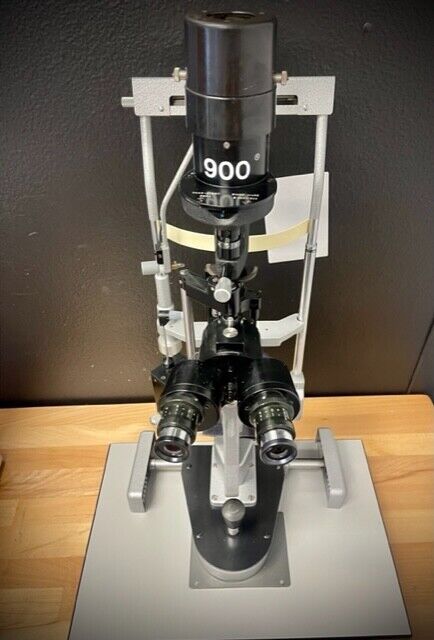 Haag Streit BM900 Slit Lamp with Haag Streit R900 Applination Tonometer