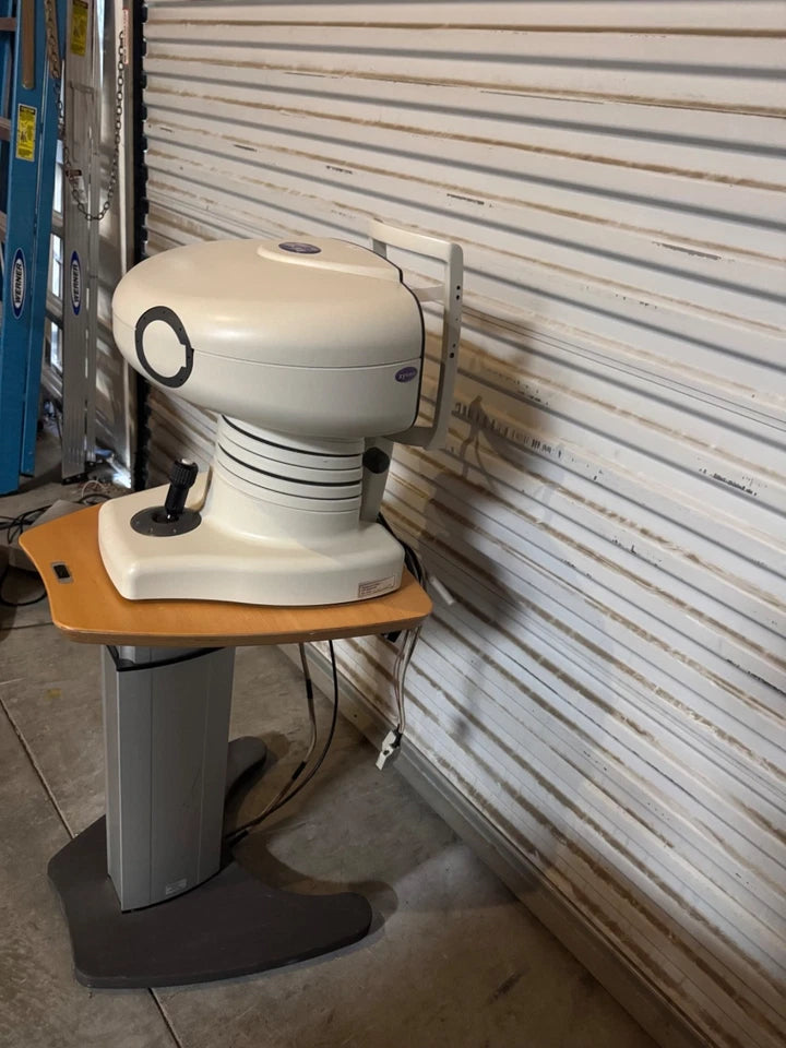 Bausch & Lomb Orbscan IIz Topographer and Zywave II Wavefront Sensor