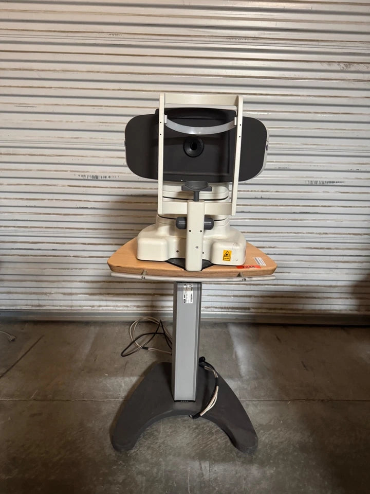 Bausch & Lomb Orbscan IIz Topographer and Zywave II Wavefront Sensor