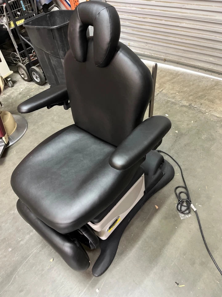 Midmark 641-003 Programmable Exam Chair