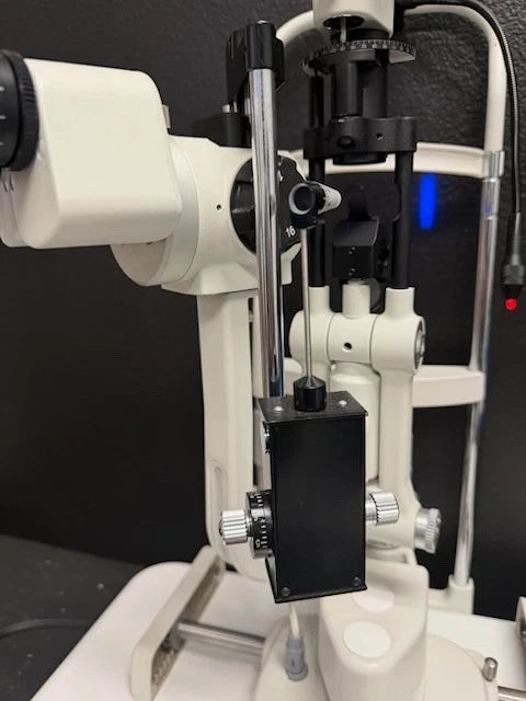 Slit Lamp Microscope with Applanation Tonometer